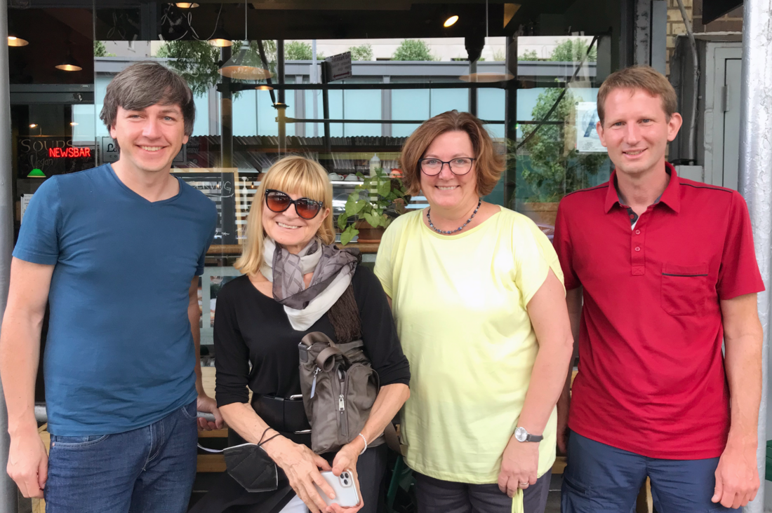 Meeting with Anna Tavis Meeting with Anna Tavis