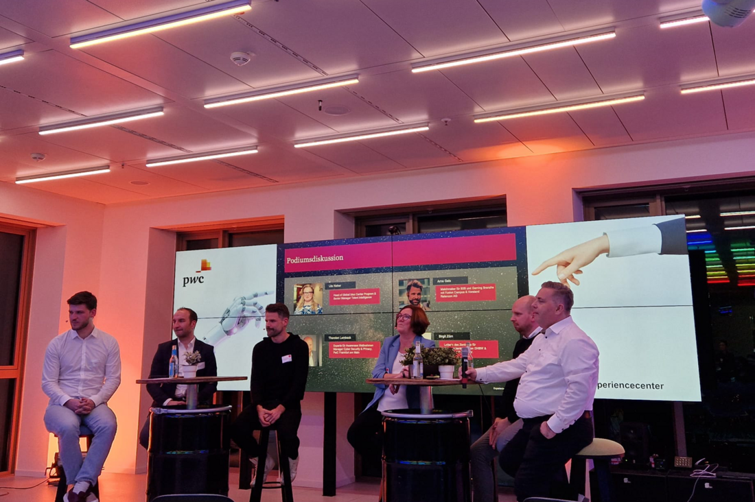 Podiumsdiskussion bei PwC
